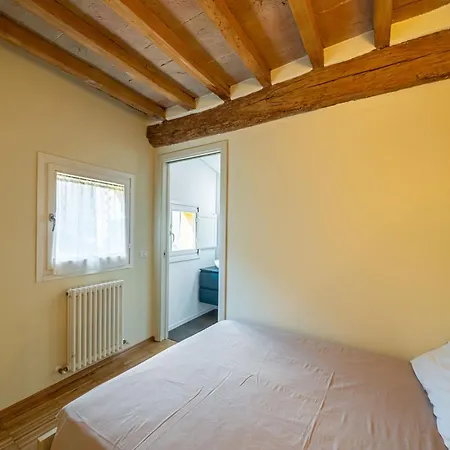 Beatrice - Residenze Estensi Apartmán